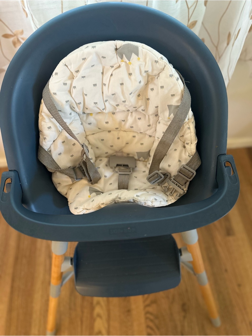 Kids High Chair Insert Cushion in Cream with Gray Accents